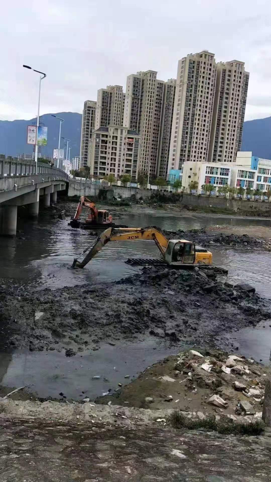 岳阳浮船打桩机租赁长臂,水上挖机出租一站式服务