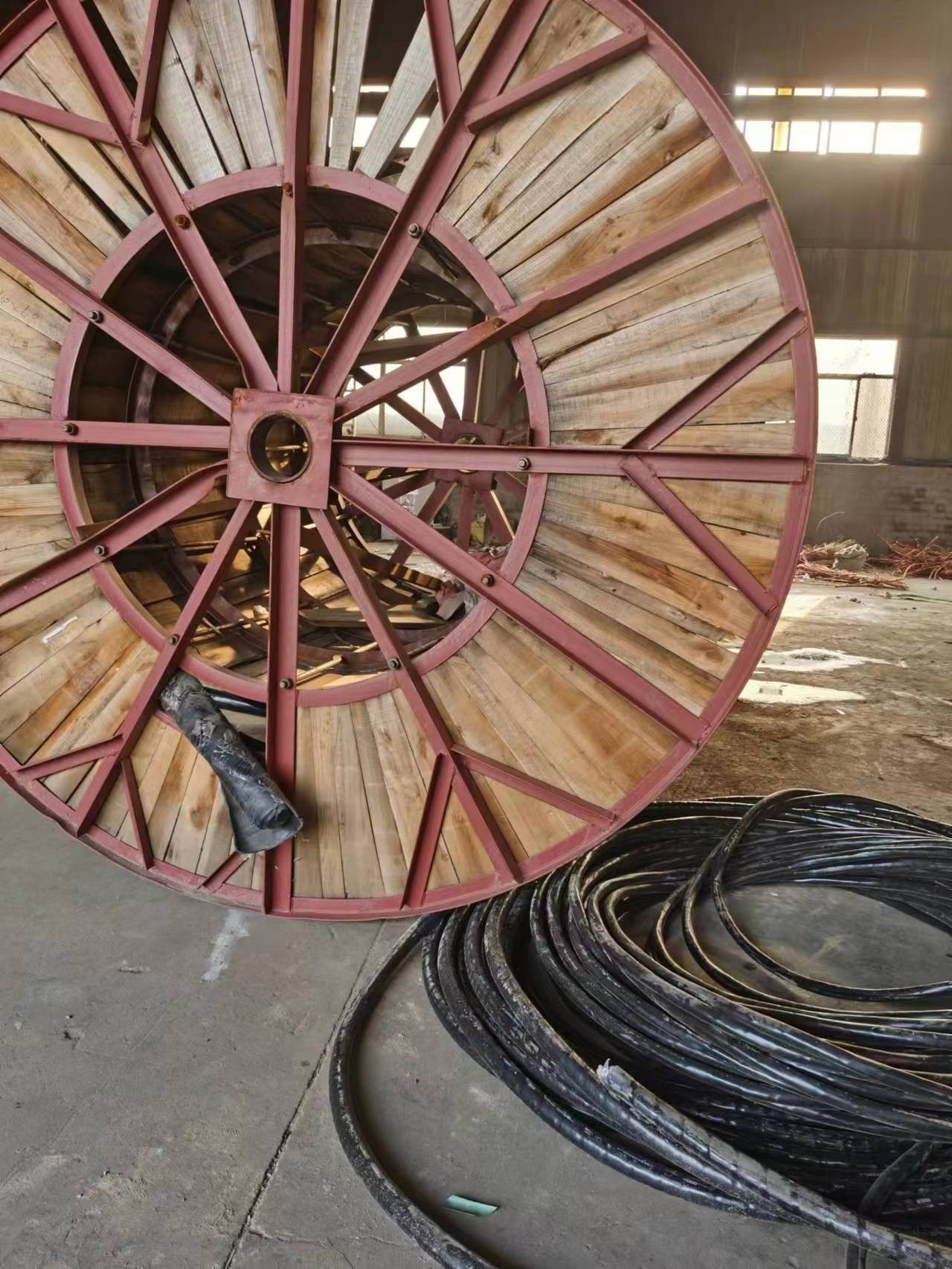 高压铜电缆回收多少钱一吨啊变电站拆除商业行情
