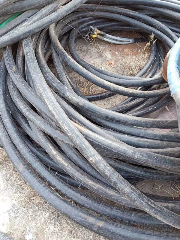 废旧电缆回收去皮多少400电缆回收常年回收