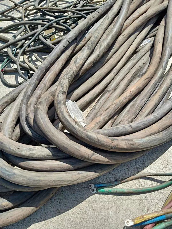 废旧钢芯铝绞线回收价格表回收电缆电线常年回收