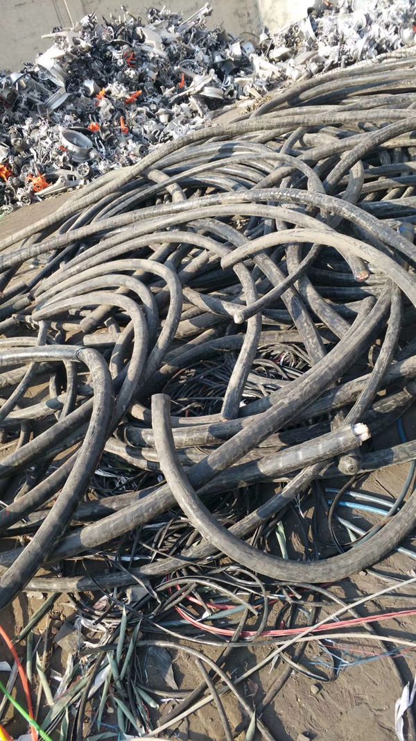 电缆回收价格多少钱一公斤呢铜铝电缆回收近期价格
