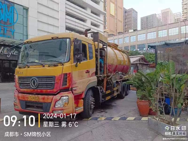 兴文县雨水管道改造团队