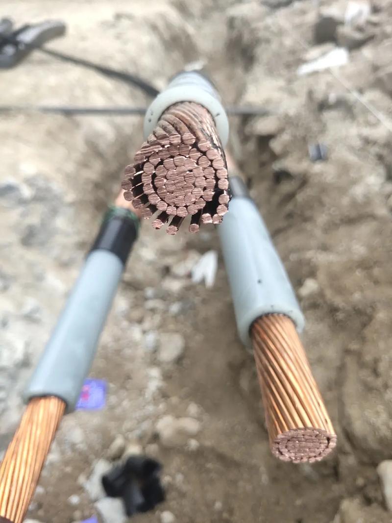 铜芯电缆回收-深圳光明区旧母线槽回收多少钱一米
