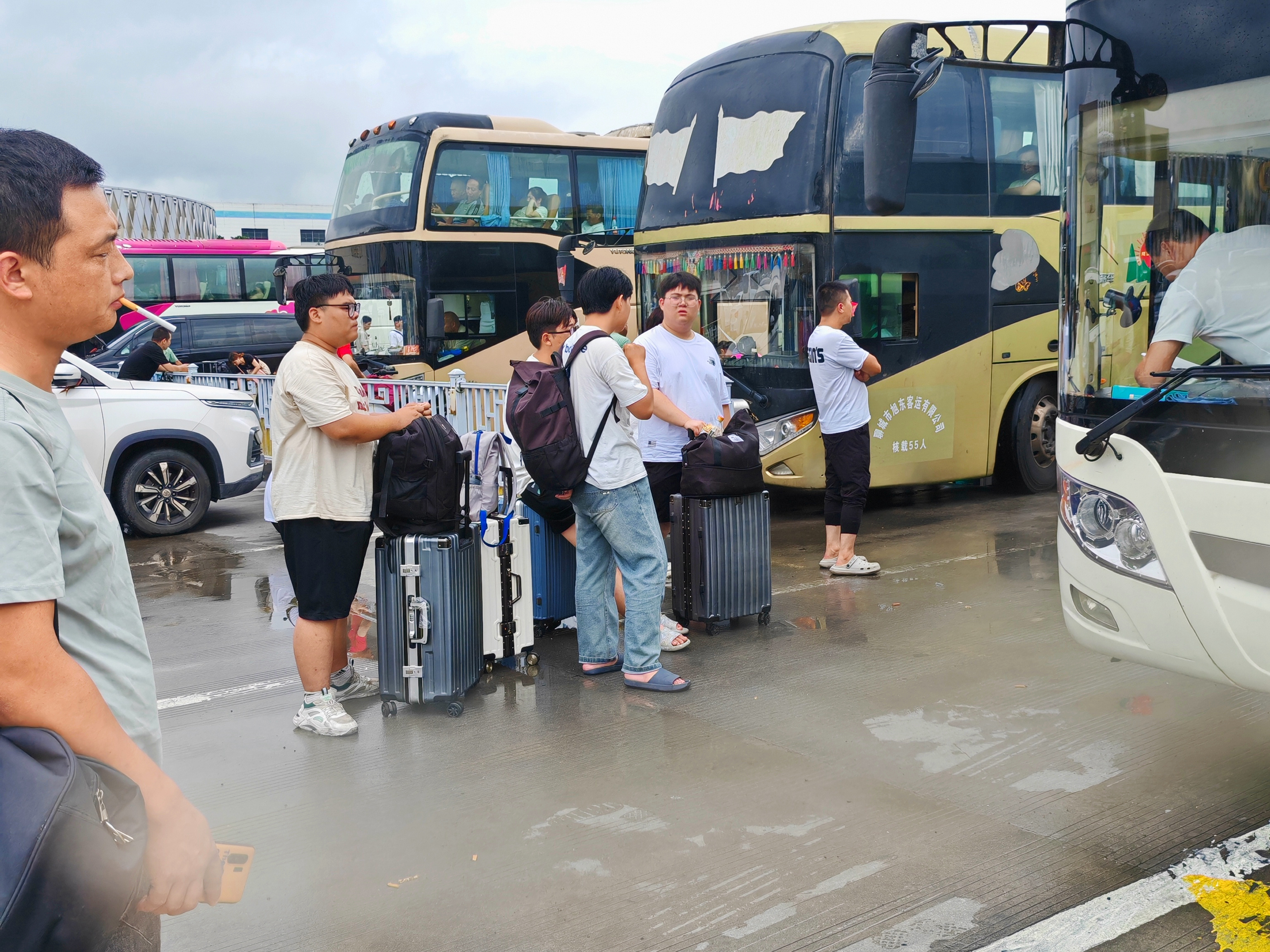 邯郸到荔波客车直达汽车