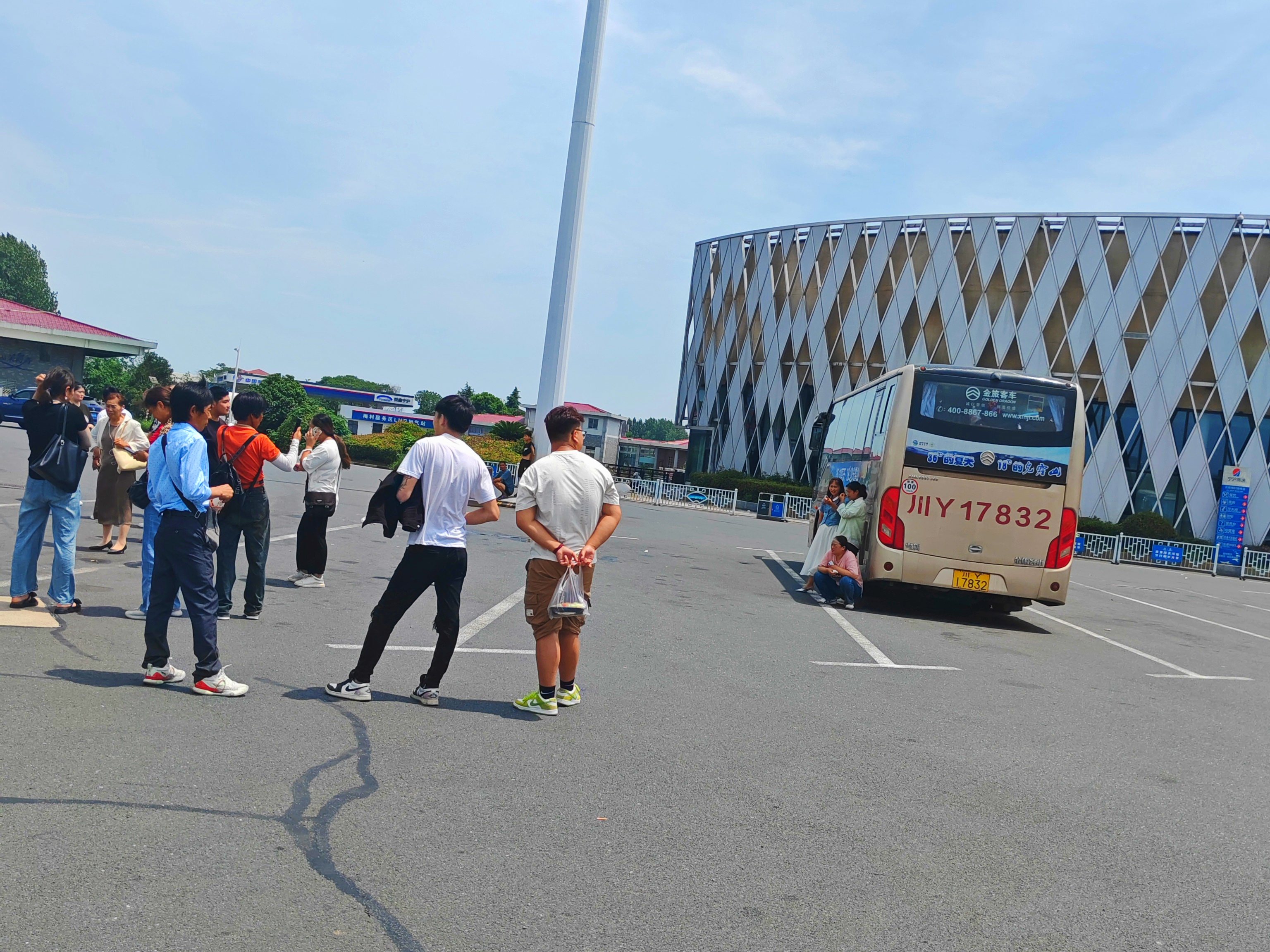 邯郸、邢台到天柱客车的客车