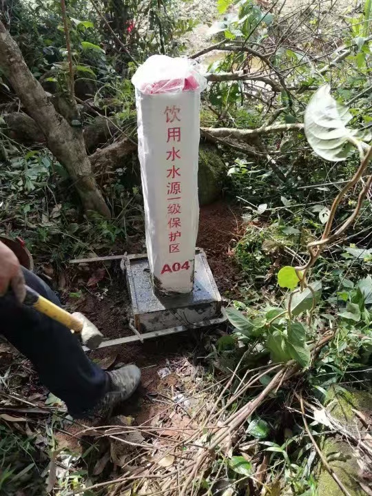 佛山玻璃钢标志桩报价