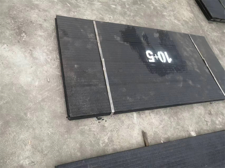 亳州焊丝堆焊耐磨板-12+4堆焊耐磨钢板尺寸准确