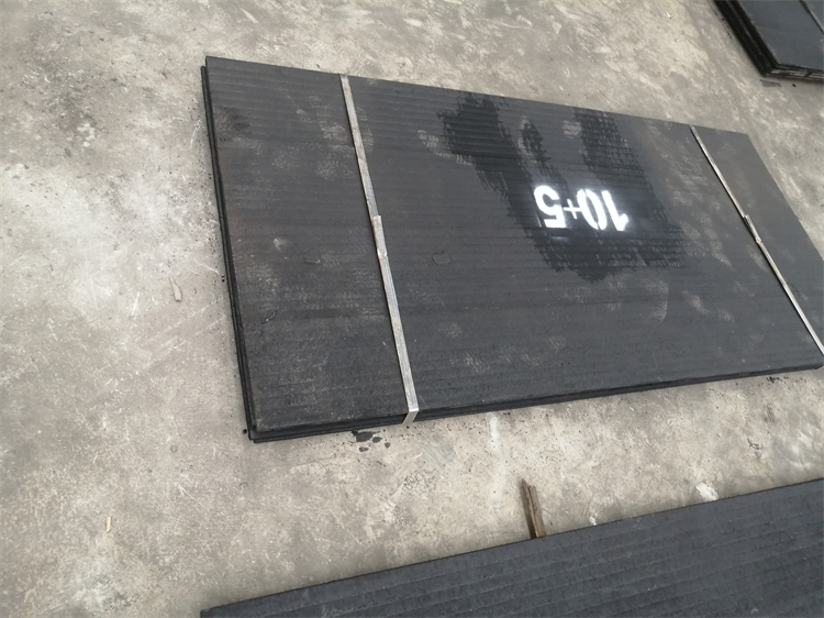 聊城熔覆堆焊耐磨钢板-16+16堆焊耐磨钢板厚度可定制
