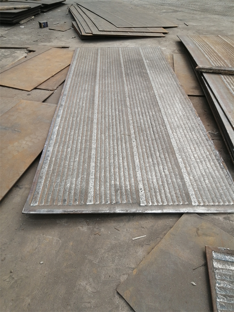 巴彦倬尔熔覆堆焊耐磨钢板-8+5堆焊耐磨钢板生产厂家