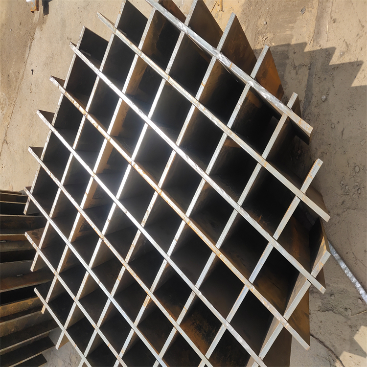 屋面钢格栅热镀钢钢格栅钢格网板财润丝网定制定做
