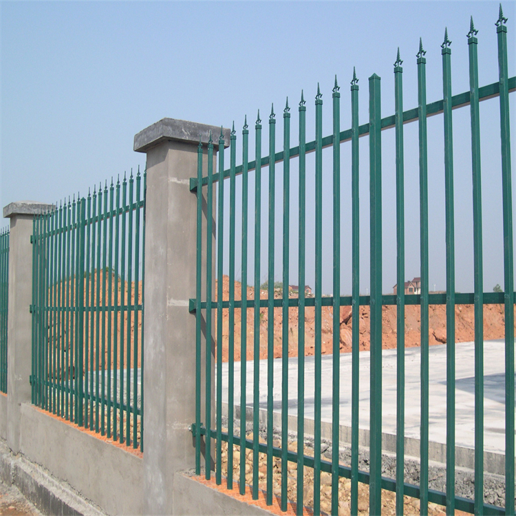 公园用1.5米高锌钢栅栏财润丝网供应阳台围栏使用年限长