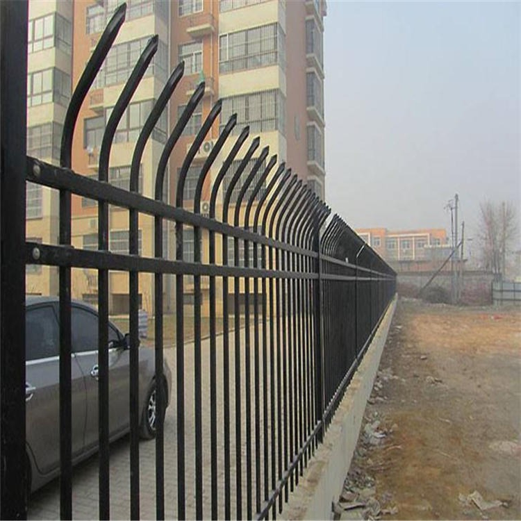 园区围墙用锌钢栅栏财润丝网供应公园住宅围栏坚固