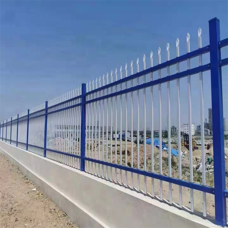 住宅法兰盘铁围栏财润丝网供应点的铁栅栏定制定做