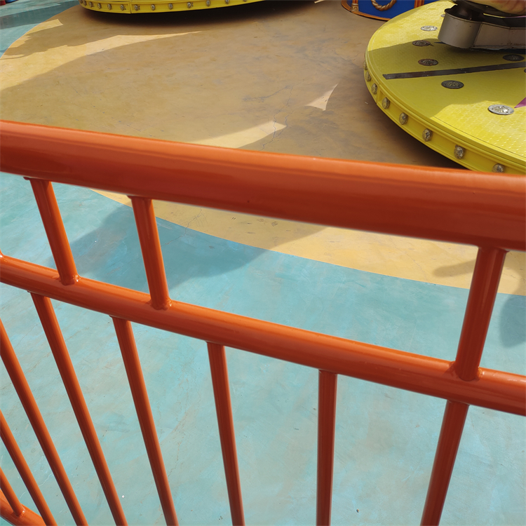 组装式铁管栏杆财润丝网供应学校铁围栏颜色可定制
