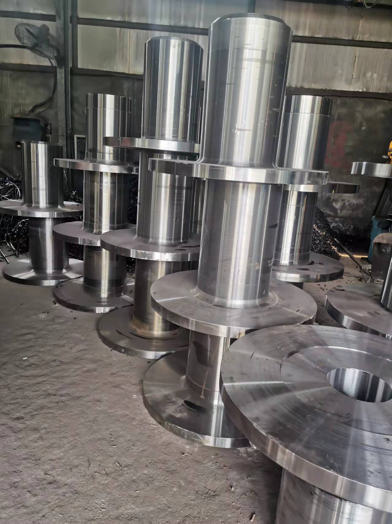冶金設(shè)備配件35CrMo主/從動(dòng)輪毛坯成品
