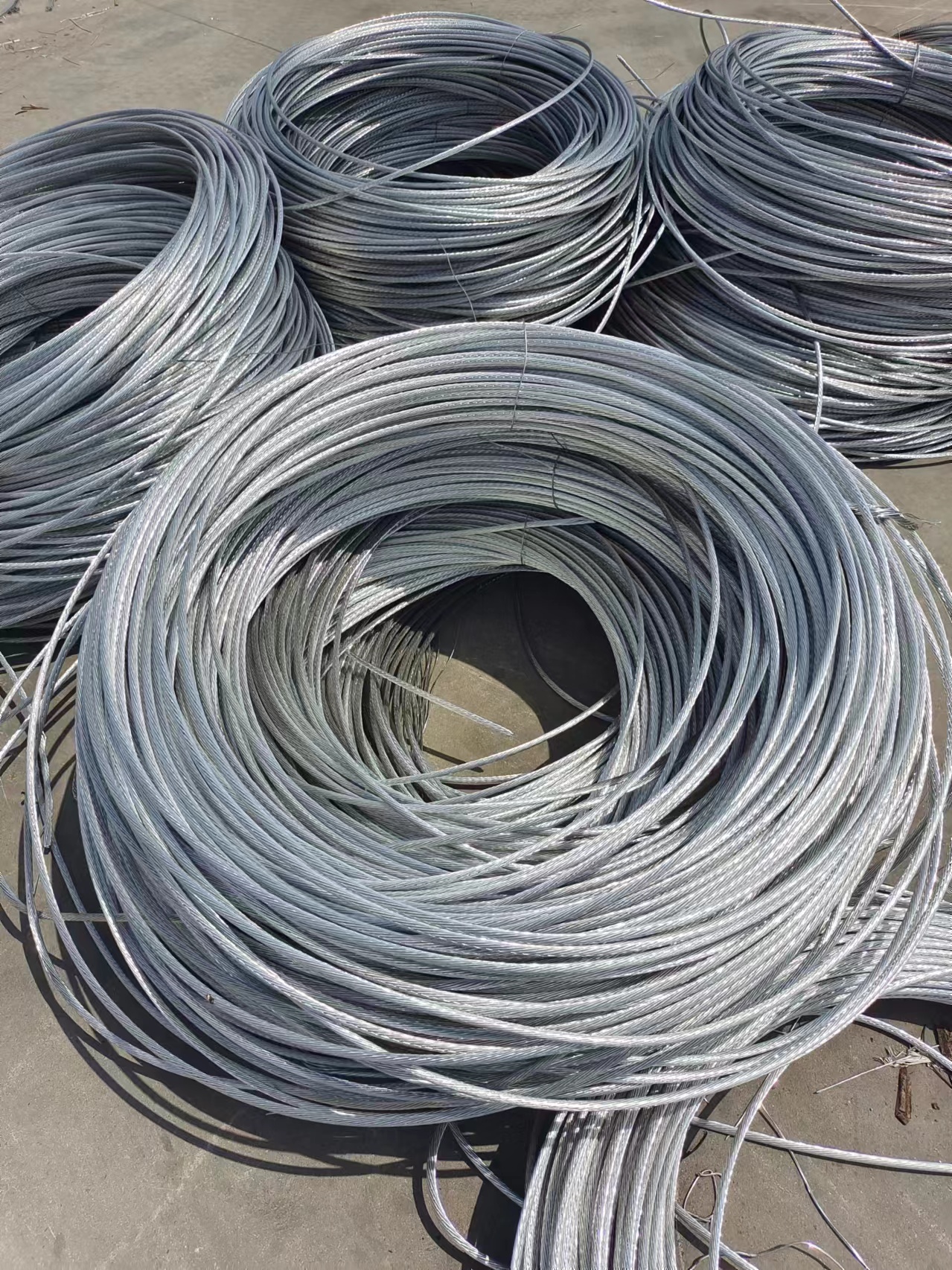 古冶区矿用电缆回收  带皮铝线回收厂家信息