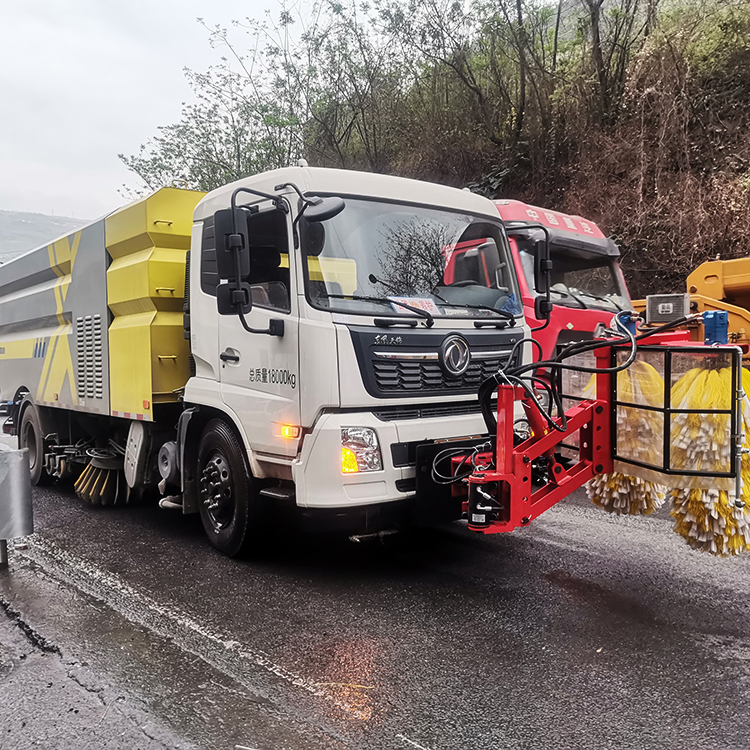 道路护栏清洁车防撞护栏清洗装置各种规格