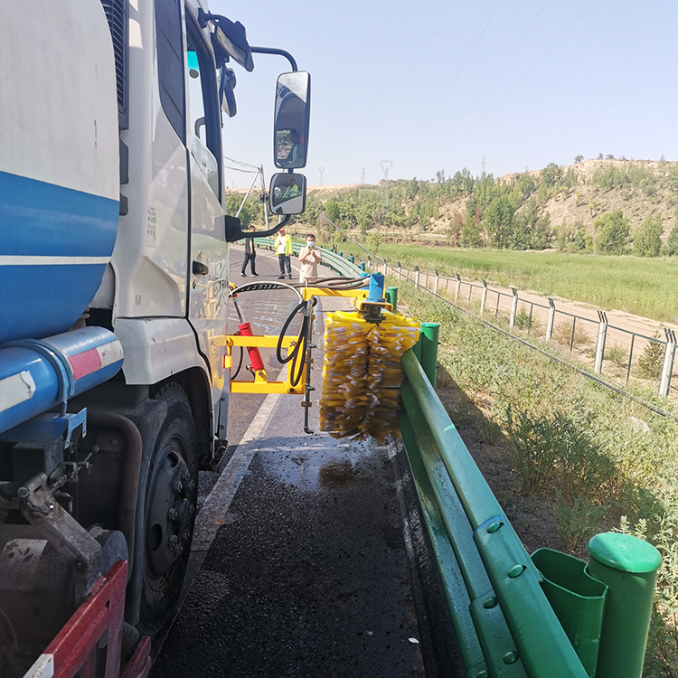 清洗护栏的车高速公路护栏清洗各种规格