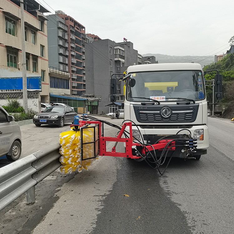 自动道路围栏清洗机护栏滚刷清洗机省时省力操作简单