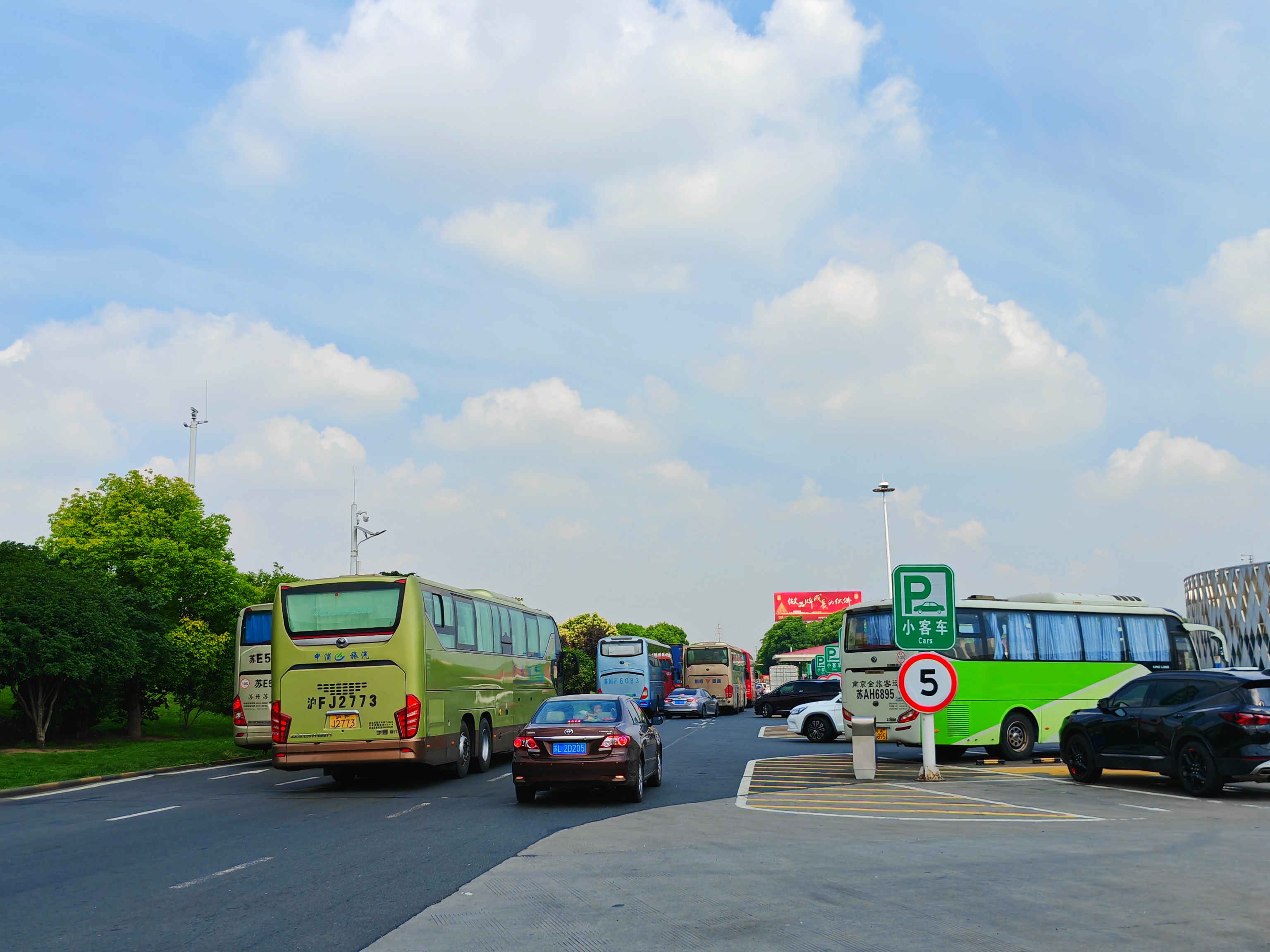 江阴直达襄樊长途客车/新增的汽车