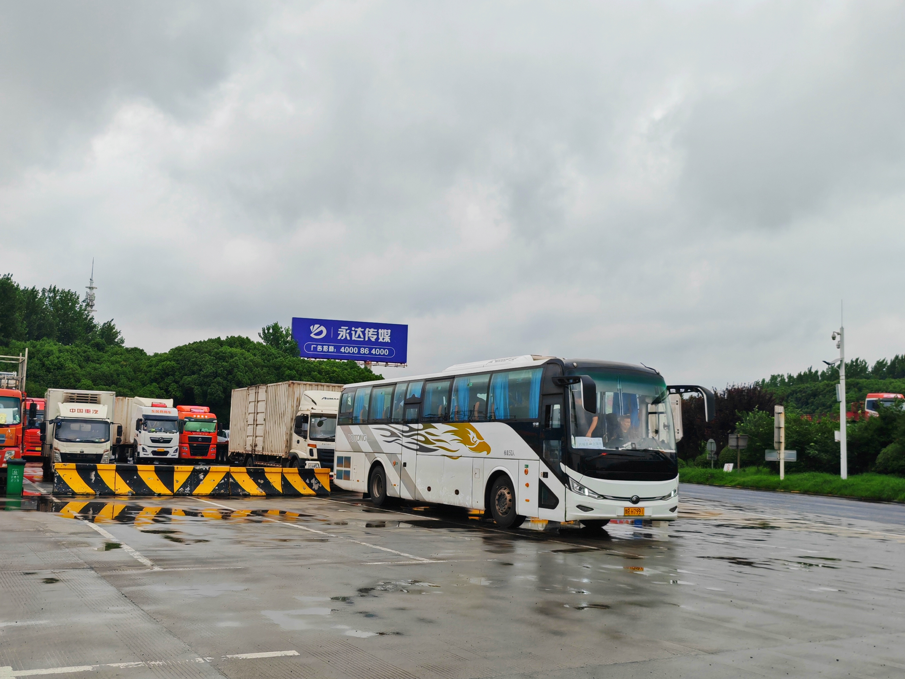 大巴/昆明到文登大巴车/客车营运专线汽车/客车