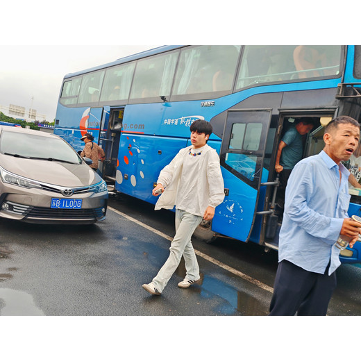 江阴直达天台长途汽车/新增长途客车