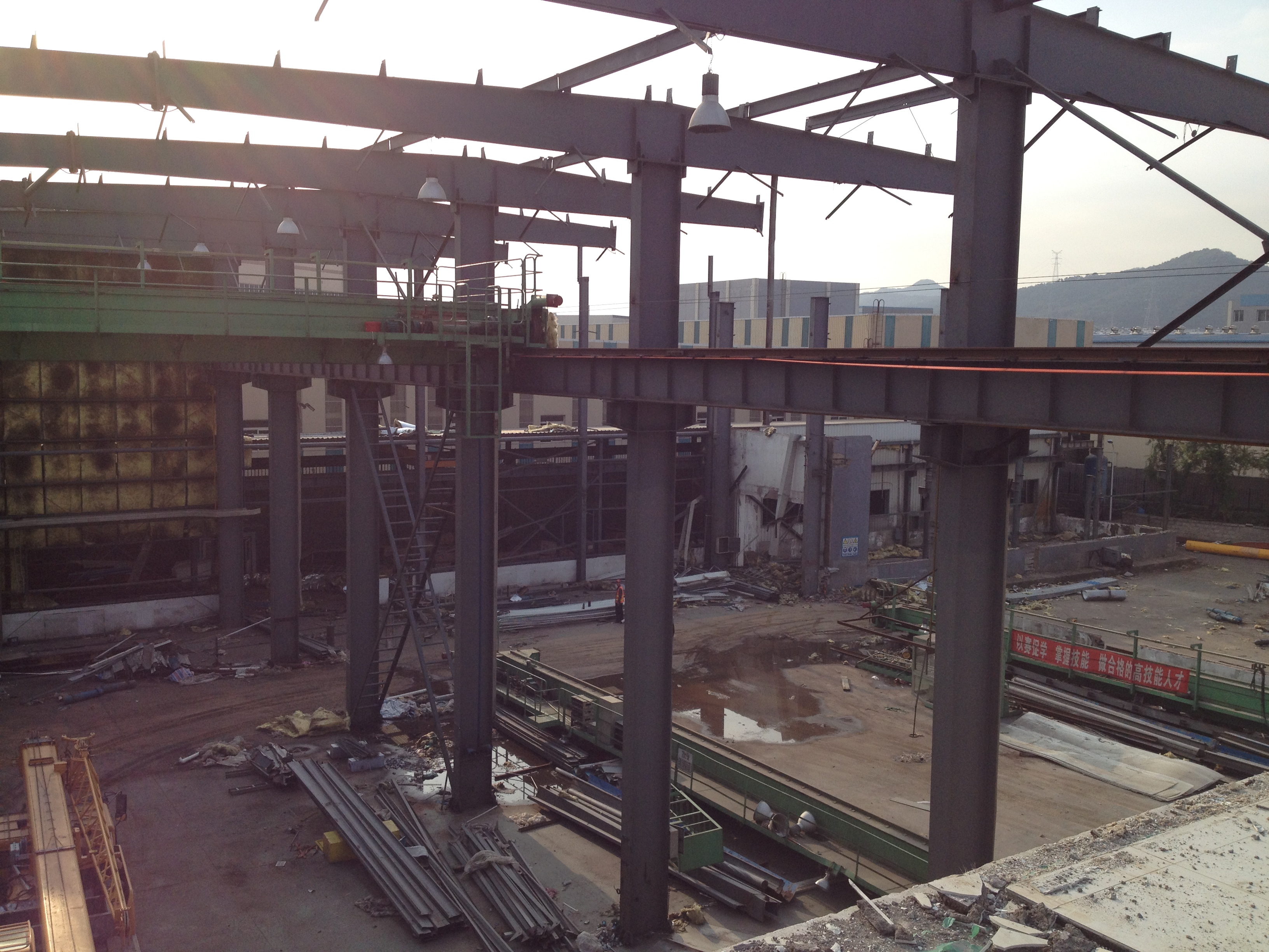 深圳南山区旧钢结构拆除回收,倒闭工厂整厂拆除收购电话