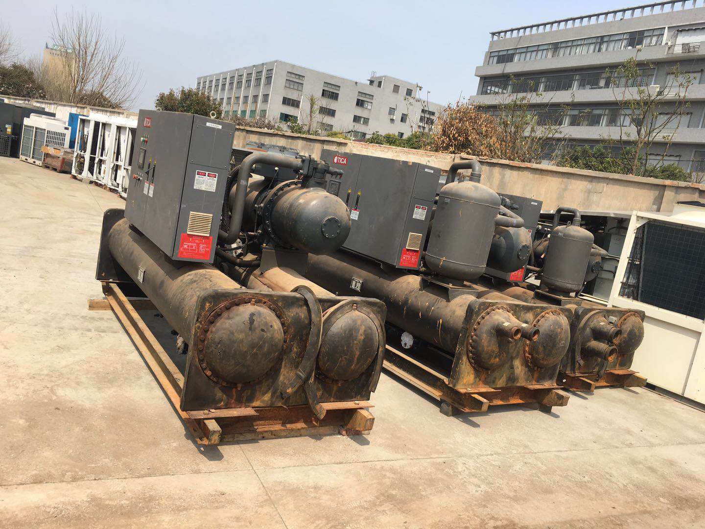 深圳龙岗区二手空调回收/风冷式冷水机组回收/拆除方案