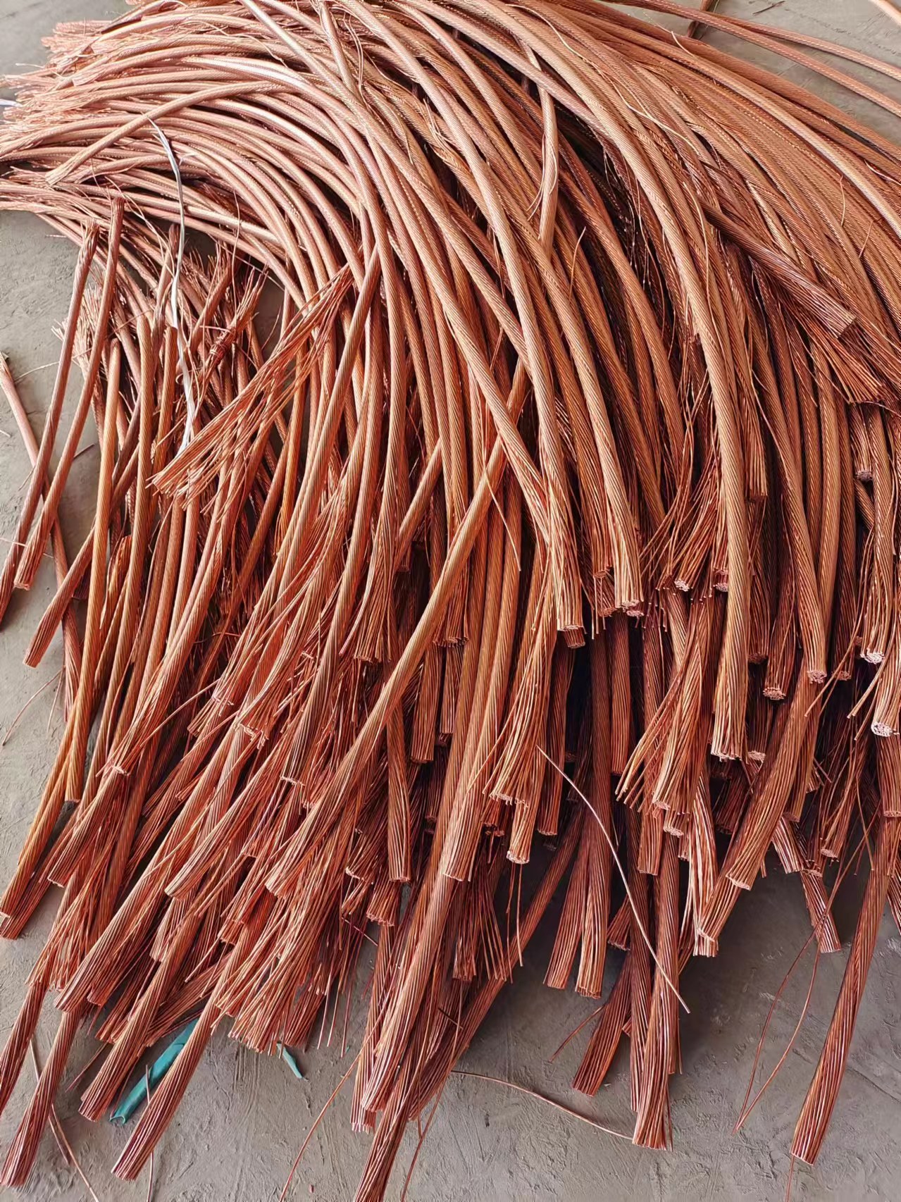 各种电线电缆回收 铝导线回收当场结算