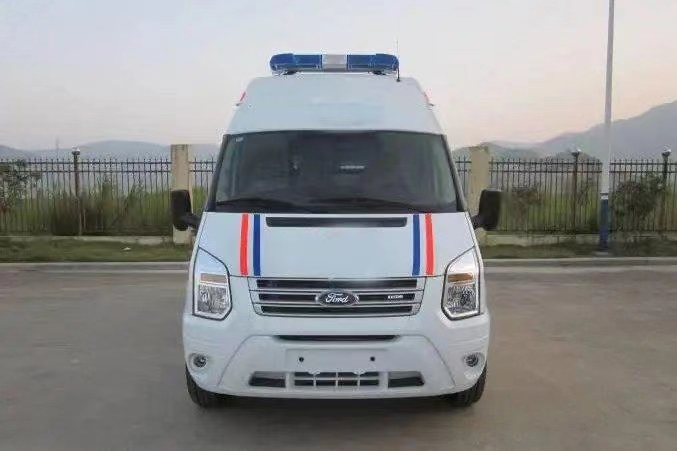 乌鲁木齐救护车长途跨省转院-病人转院120救护车-设备