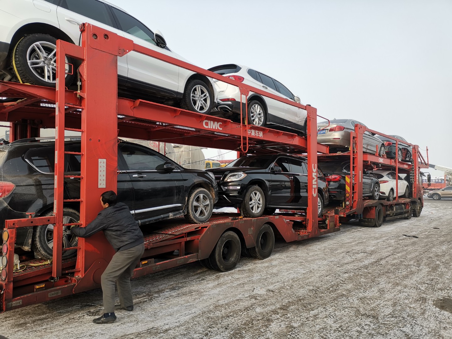 从米东区托运一台车到中山多少钱-全市上门提车-天天发车/米东区汽车托运公司