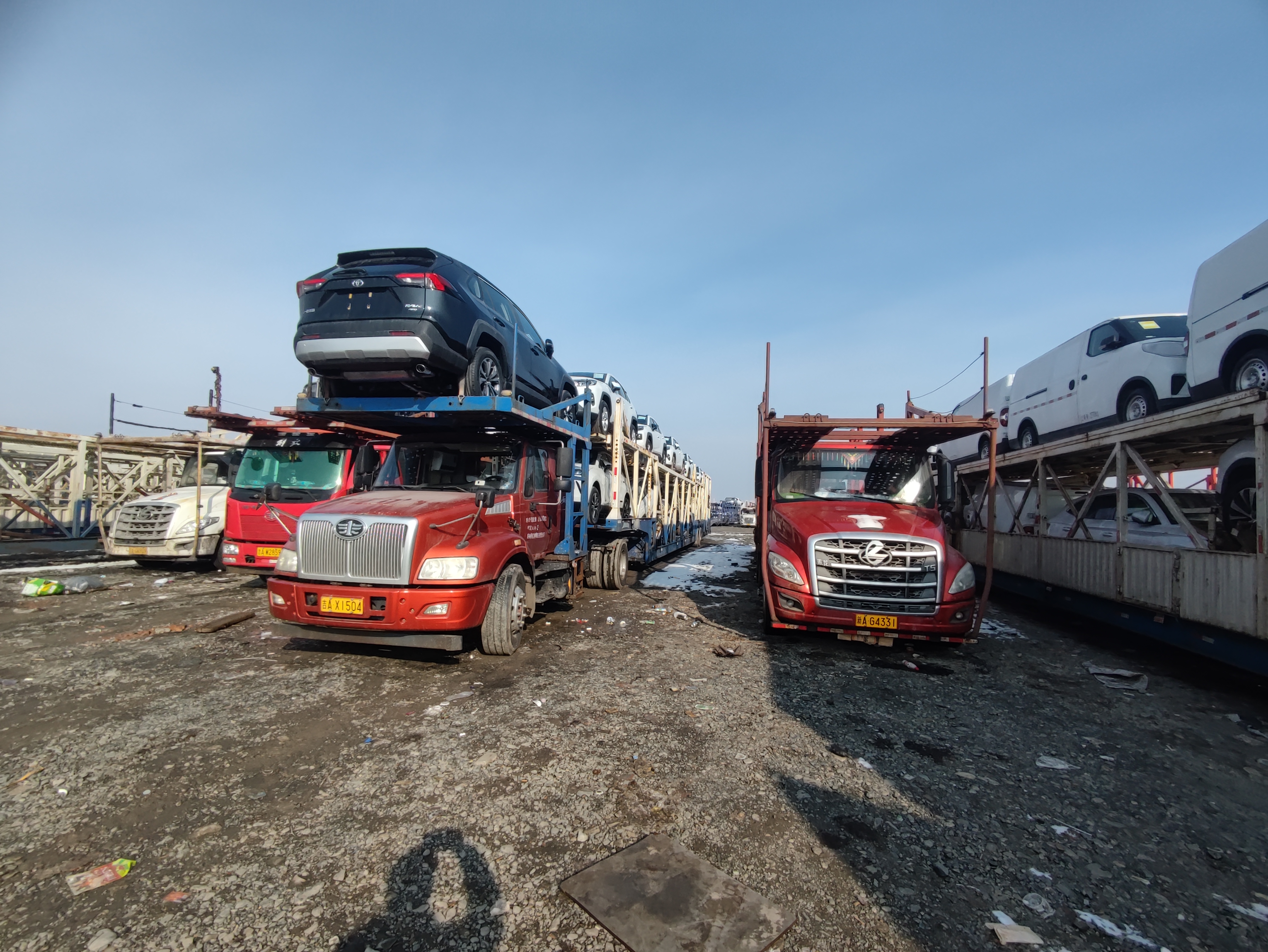 新疆呼图壁托运私家车到琼海多少钱-市区内免费上门提车