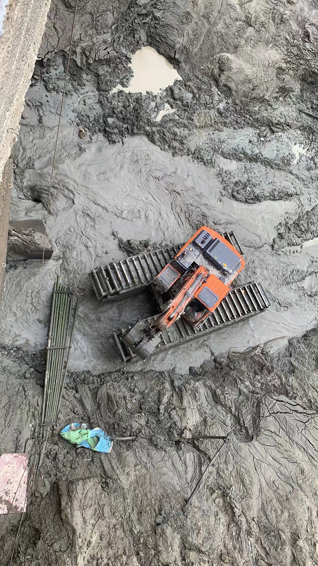 奉节湿地挖掘机联系方式