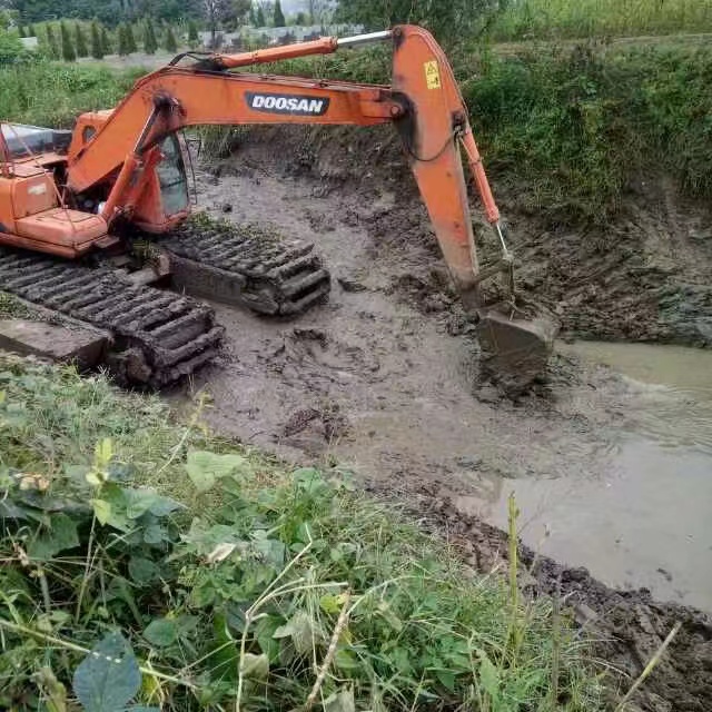 乌兰察布水上浮箱式挖掘机租赁浮箱