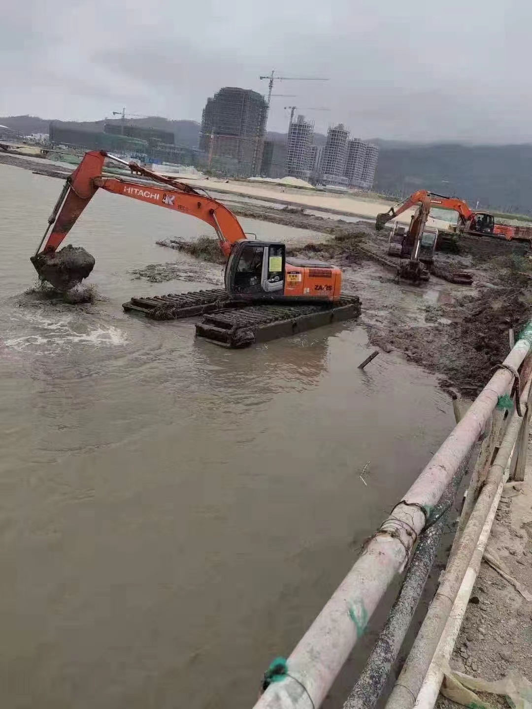 玉林清淤挖机联系衢州市