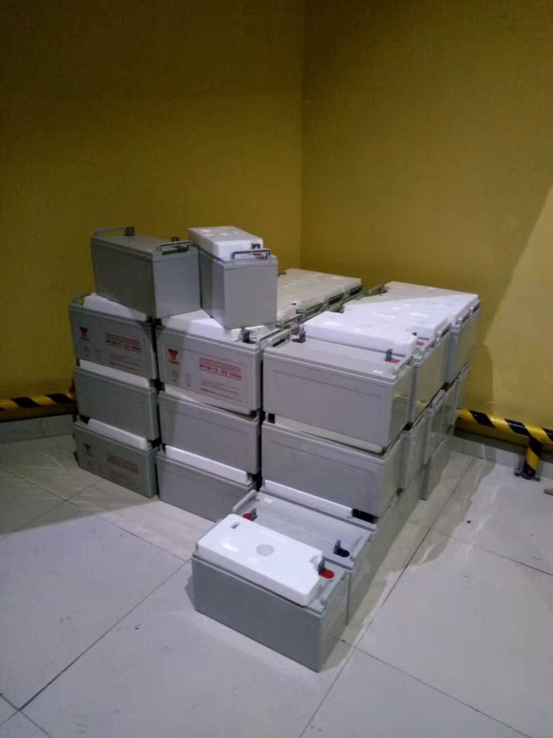深圳大鹏区二手电池回收-12v150a电池回收公司