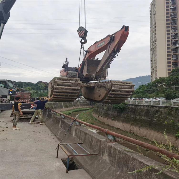 惠州水上浮箱式挖掘机租赁一小时多少钱
