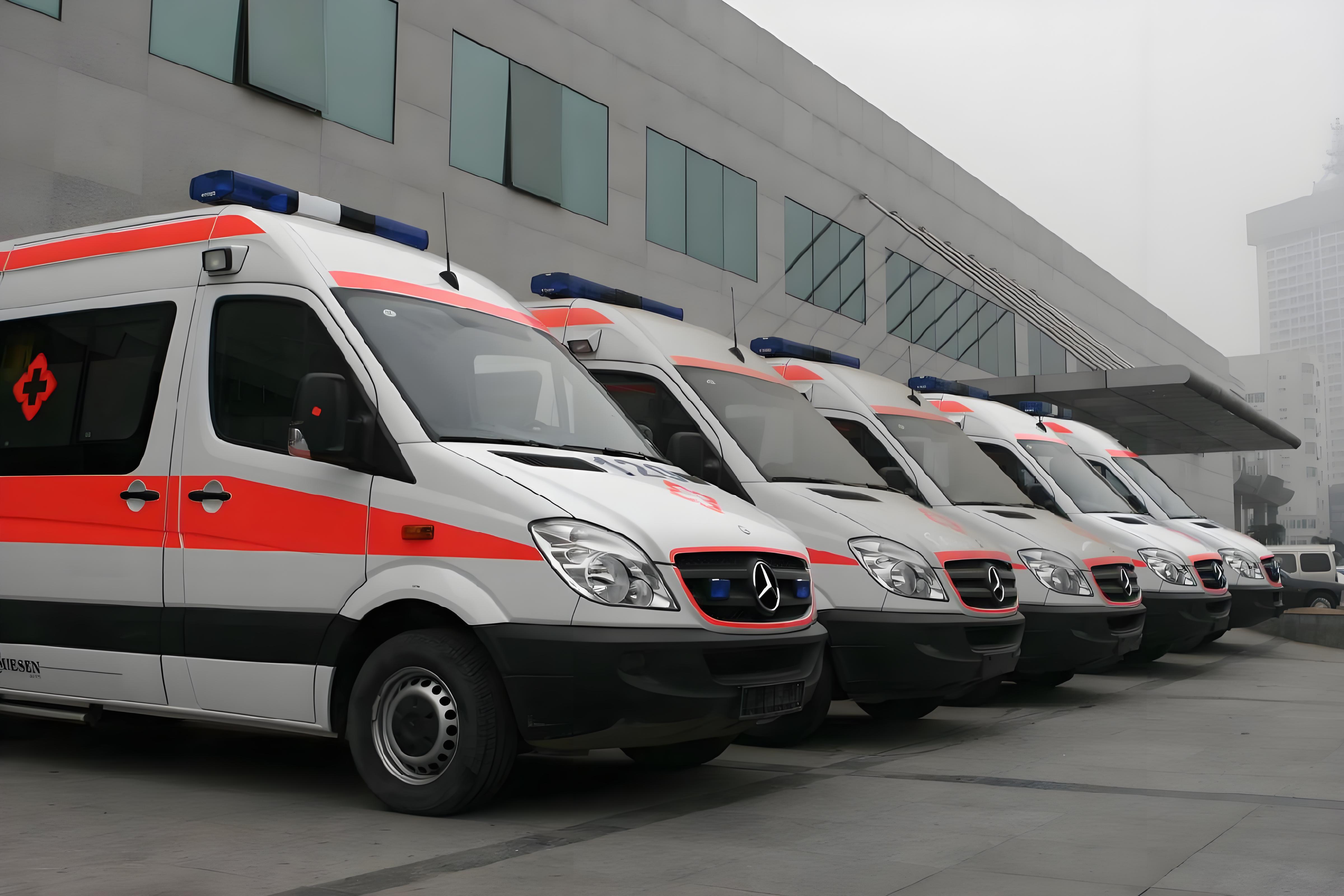 西宁救护车租赁公司 转运服务周到30分钟快速响应