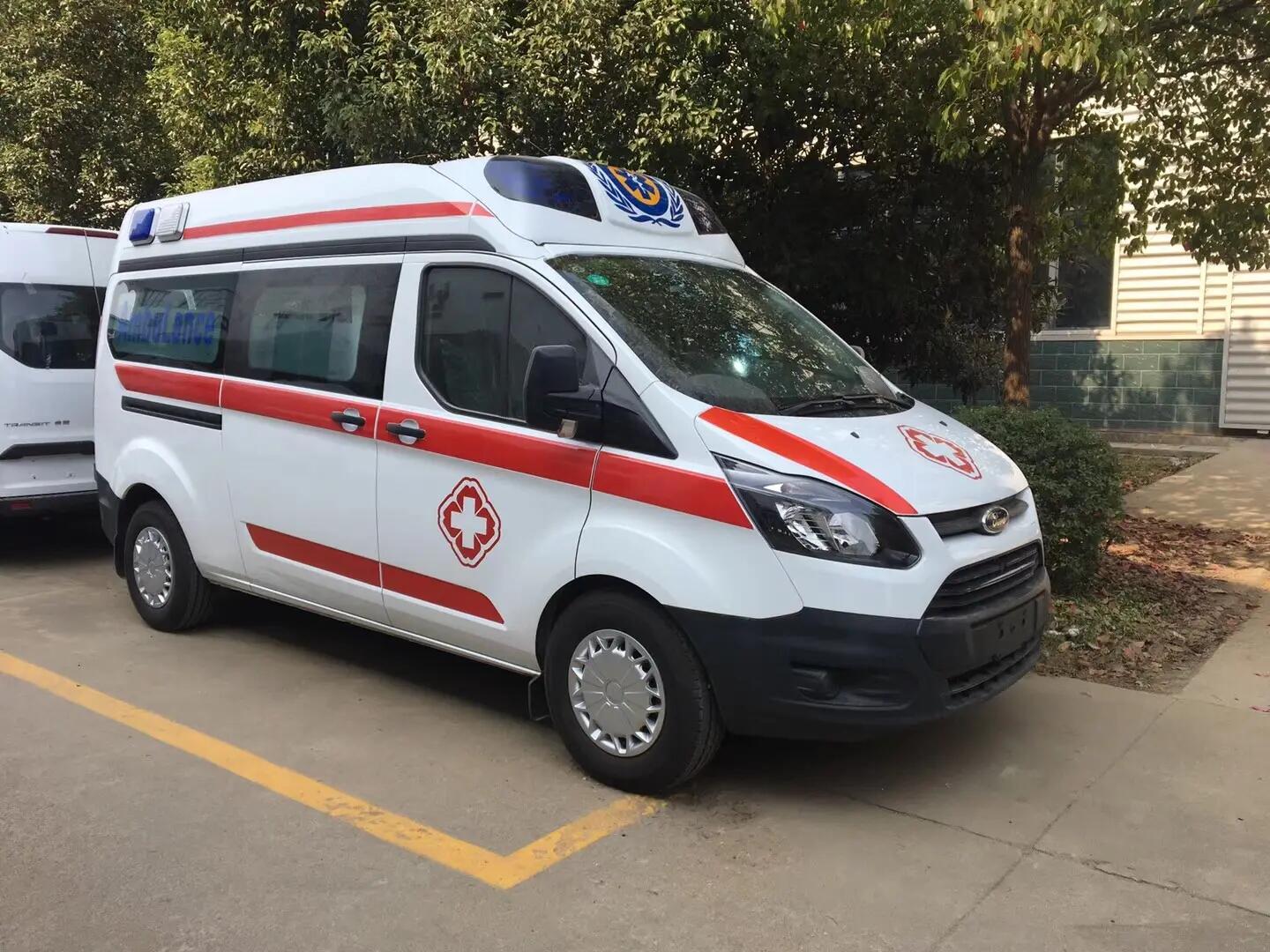 西宁跨省救护车出租-随车医护-五洲救护服务中心