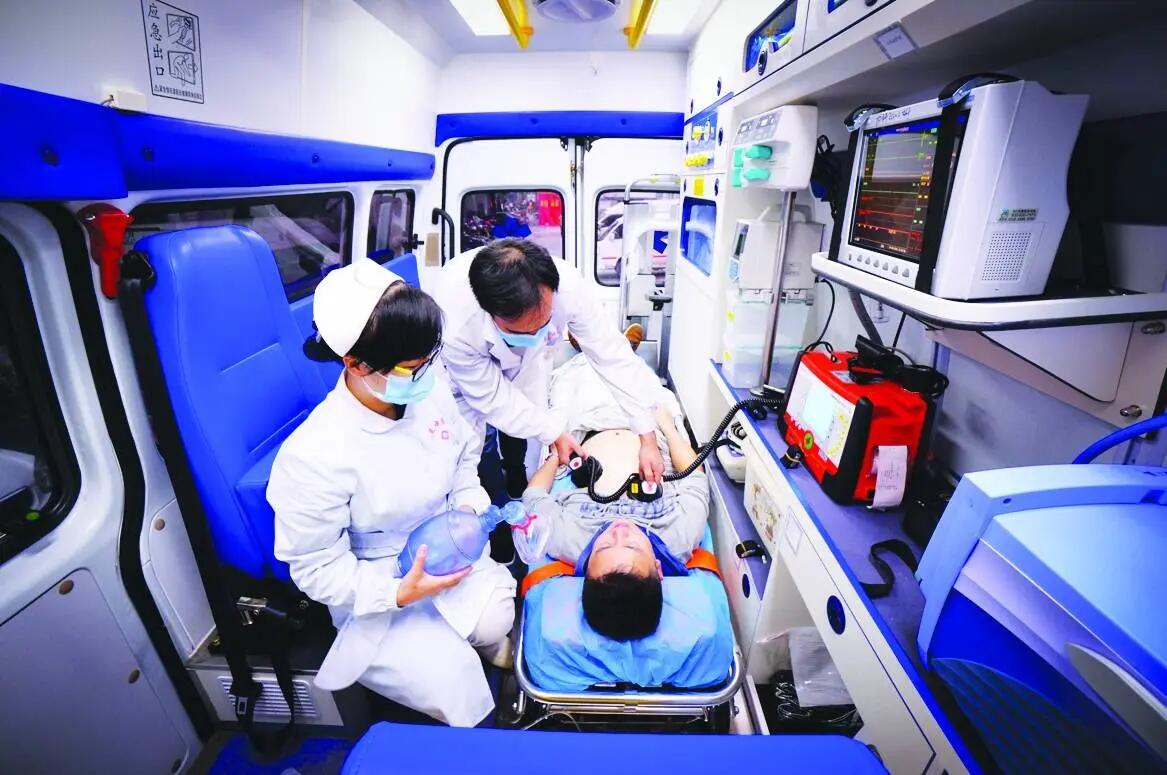 三亚长途救护车出租-急救设备-五洲救护服务中心