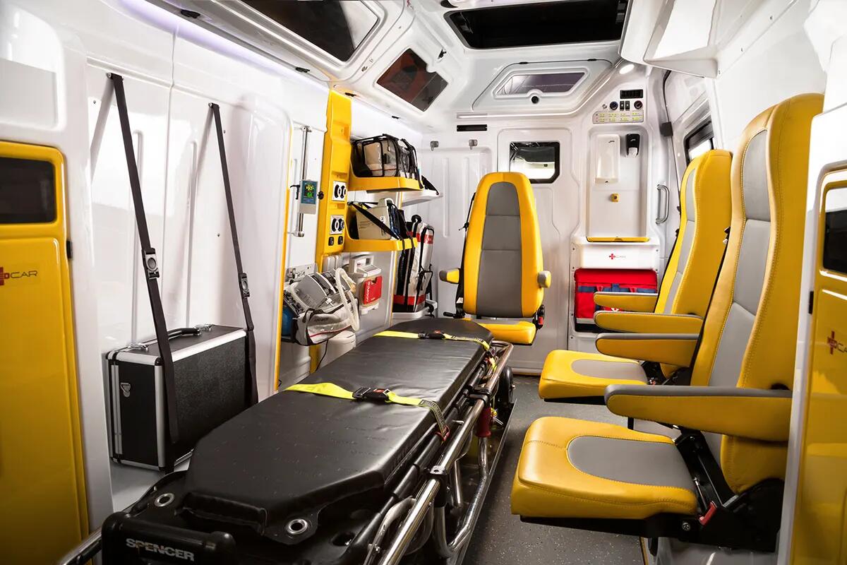 汕尾救护车出租公司,卧式转院接送-正规救护车，远程护送