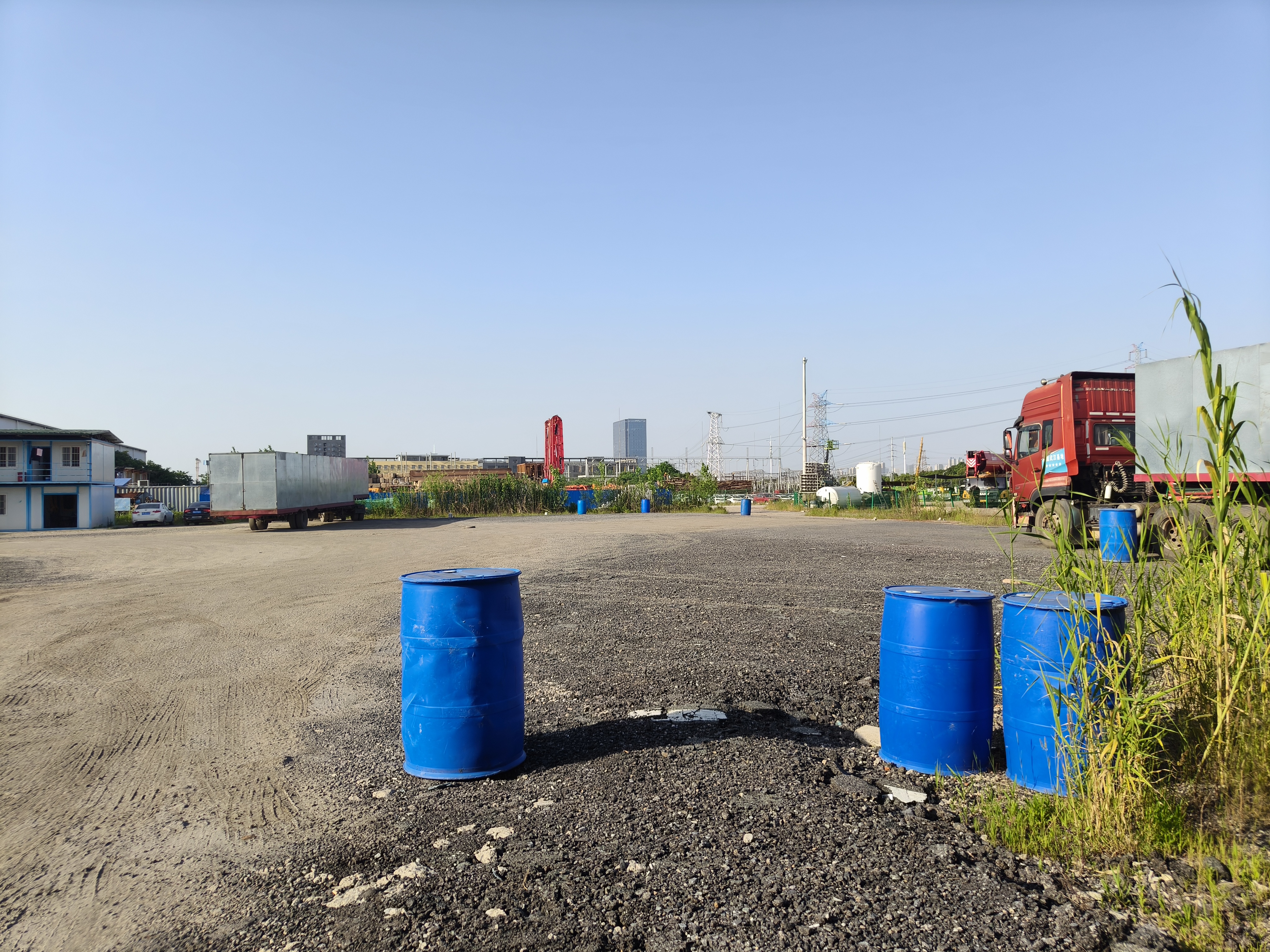 崇左初学者半挂车倒车培训联系电话，实景倒车场地