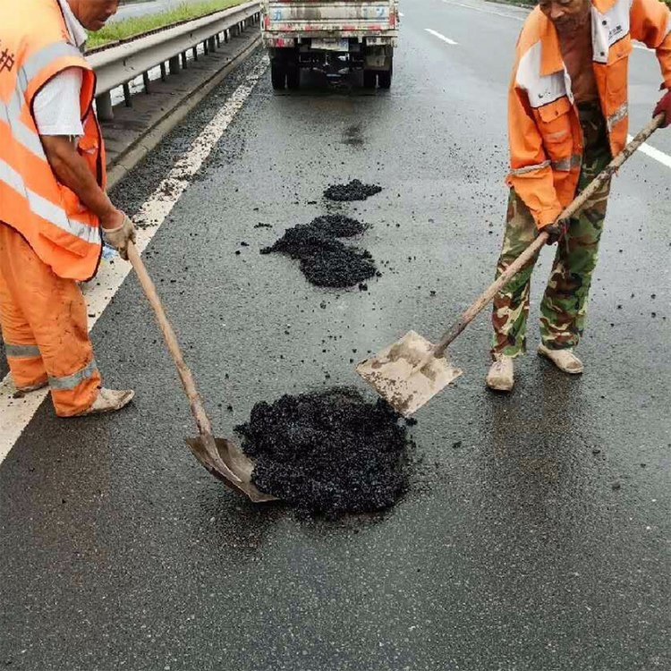 云南昆明公路冷补料冷补料批发