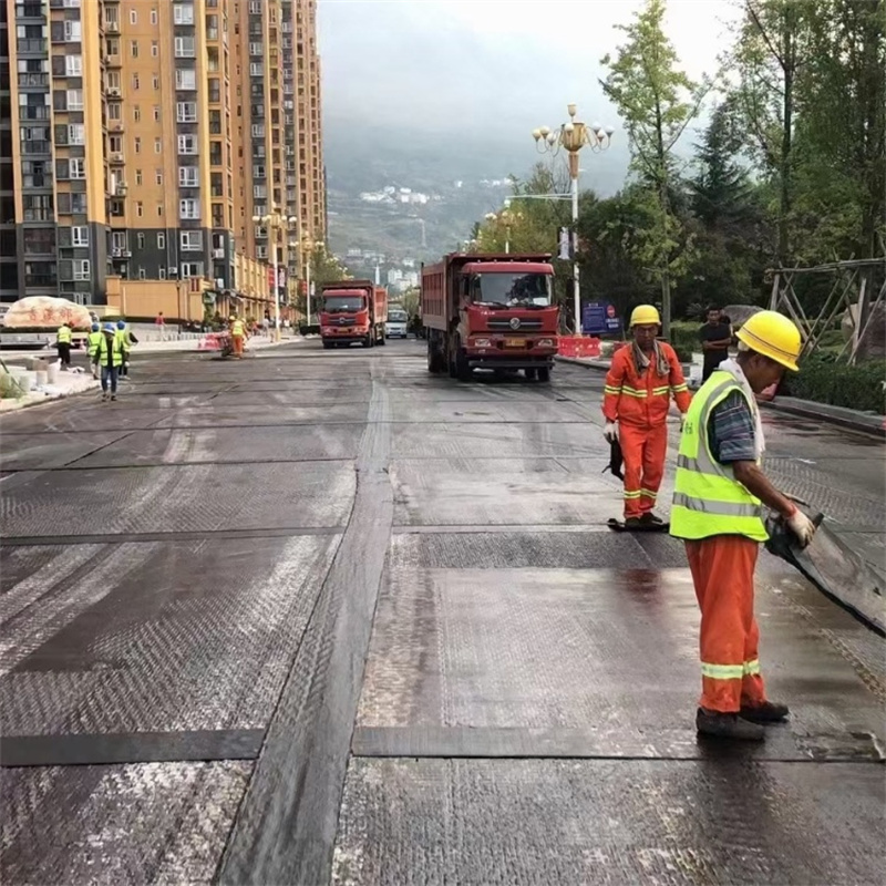 甘肃路面裂缝贴是什么沥青路面抗裂贴