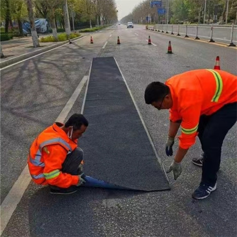 天水沥青路含砂龟网裂贴作用沥青路面修补网裂贴