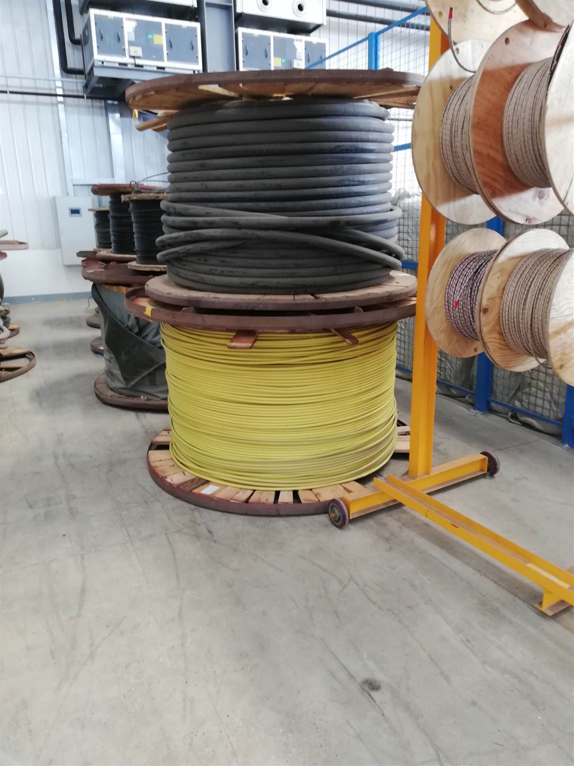 宁波废旧电缆线回收价格回收透明