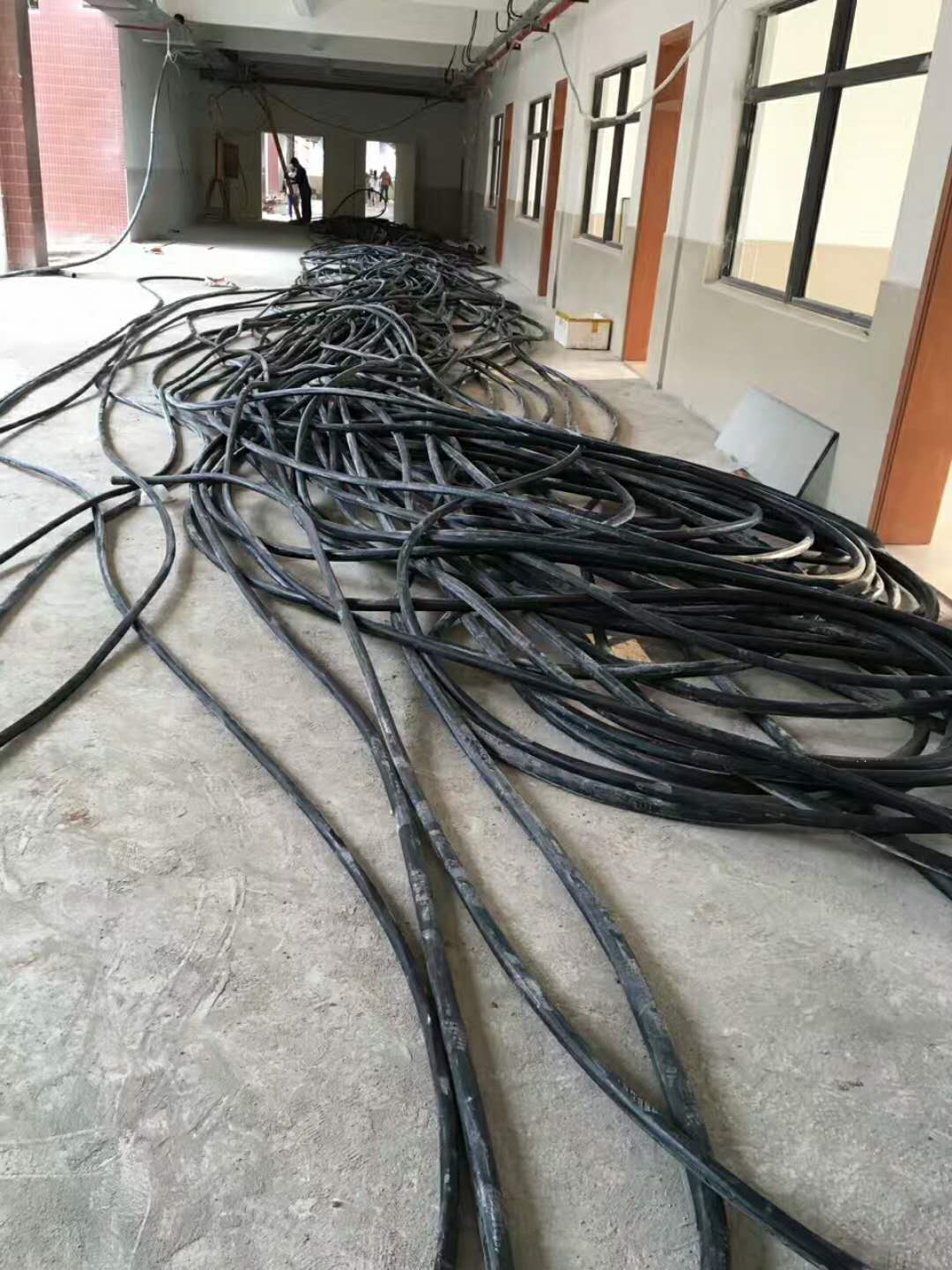 无锡附近区域电缆线回收24小时上门回收