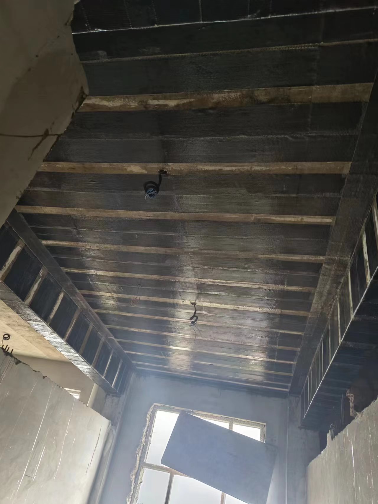 陕西潼关楼板加固，植筋，碳纤维布加固，粘钢，房屋加固工程