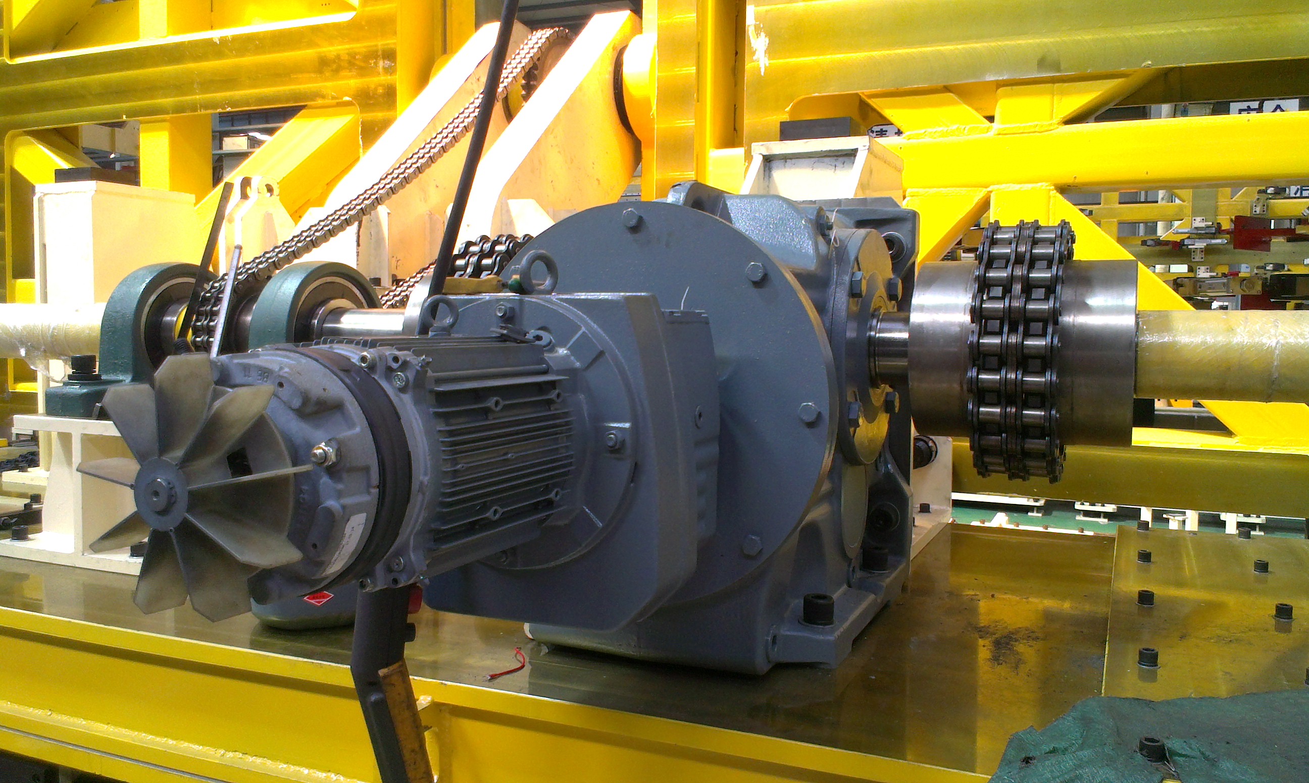 DBY315卧式减速器KA77-Y1.5KW-97.5M5减速电机